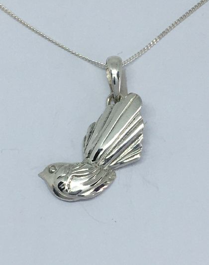 Fantail pendant in Sterling Silver 